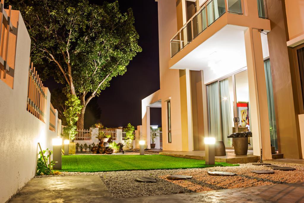 R Residence Jelutong Dış mekan fotoğraf
