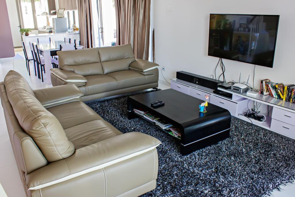 R Residence Jelutong Dış mekan fotoğraf